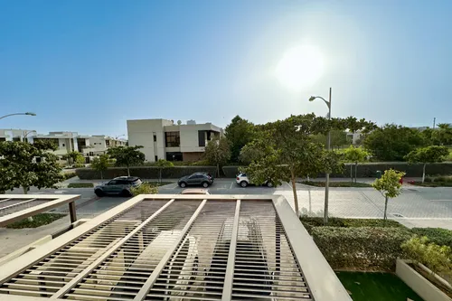 Exclusive | Facing Park | Ideal Location | THM1
