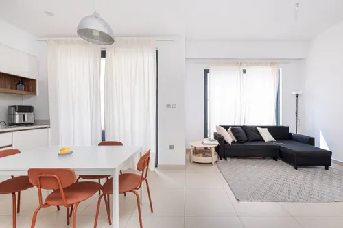 3 Bedrooms Villa in Camelia 1