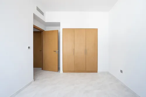 4 Bedrooms Villa in La Rosa 5