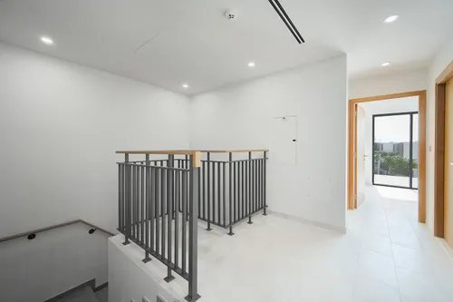 4 Bedrooms Villa in La Rosa 5