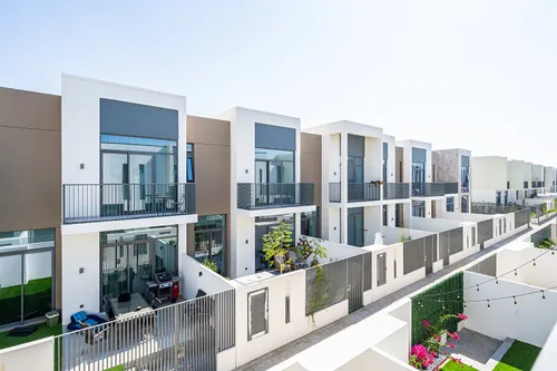 3 Bedrooms Townhouse in Joy