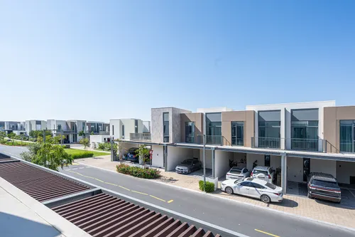 3 Bedrooms Townhouse in Joy