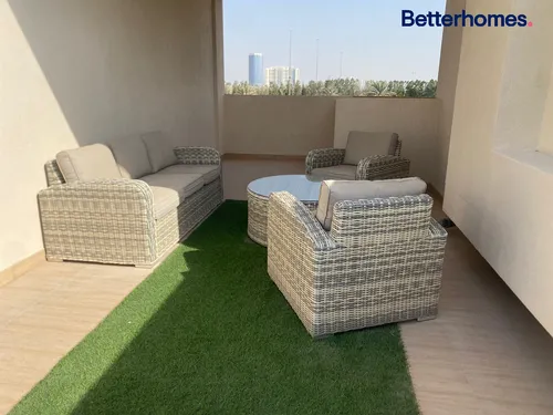 4 Bedrooms Townhouse in Royal Park South