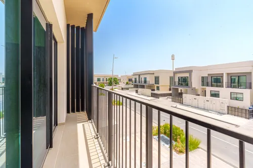 2 Bedrooms Townhouse in The Magnolias