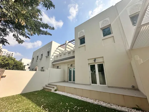 3 Bedrooms Townhouse in Quortaj