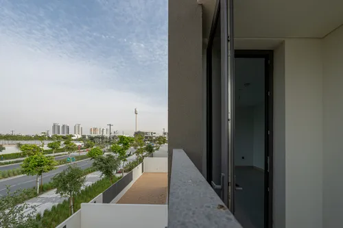 4 Bedrooms Townhouse in Aura 1