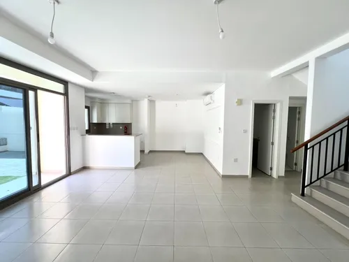3 Bedrooms Townhouse in Zahra Townhouses