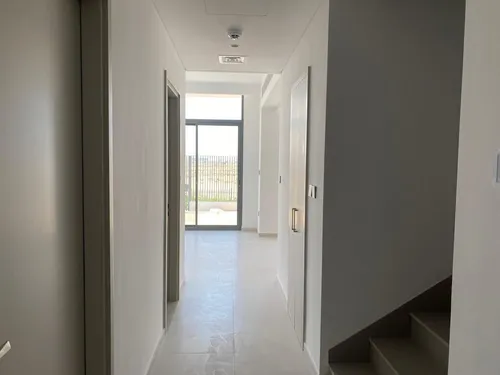 3 Bedrooms Townhouse in Sun