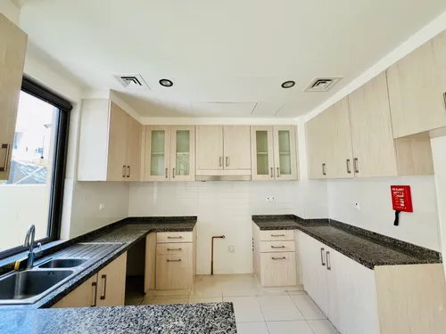 4 Bedrooms Townhouse in Mira Oasis 3