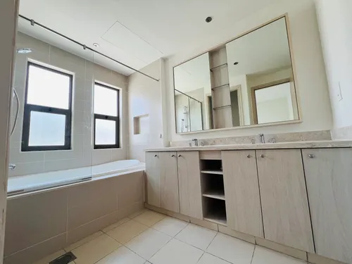 4 Bedrooms Townhouse in Mira Oasis 3