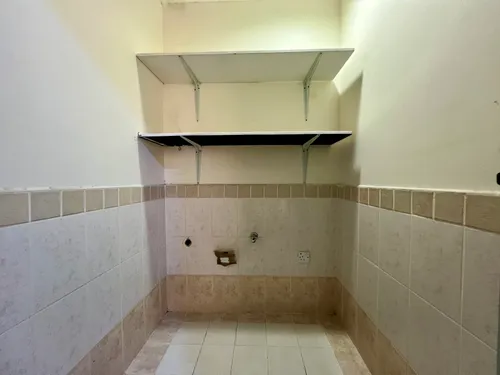 3 Bedrooms Townhouse in Springs 9