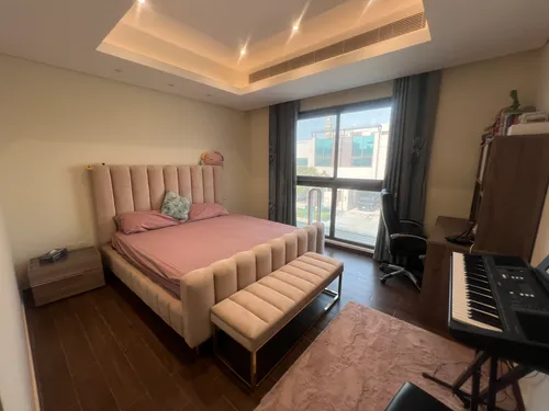 4 Bedrooms Townhouse in Grand Views