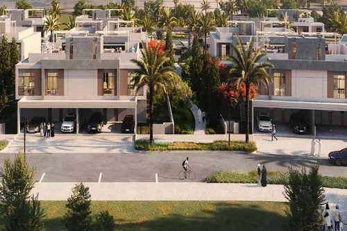 4 Bedrooms Townhouse in South Bay 3