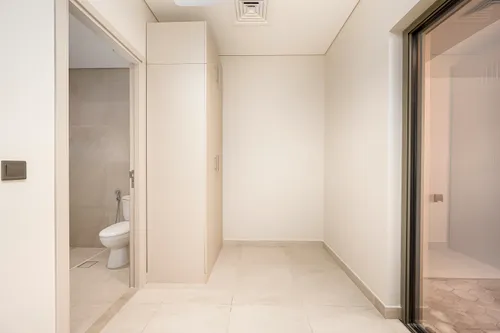 3 Bedrooms Townhouse in MAG Eye
