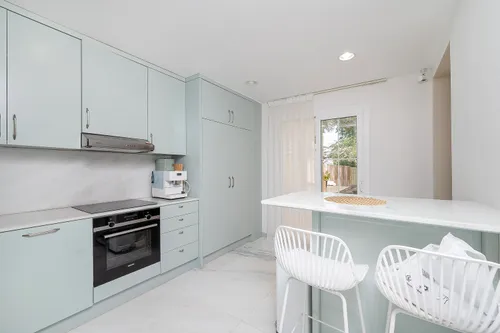 3 Bedrooms Townhouse in Springs 2