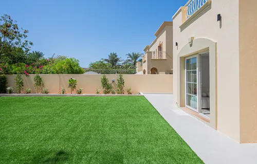 3 Bedrooms Townhouse in Springs 3