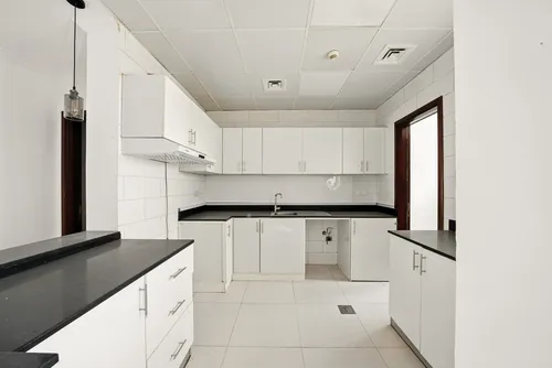 4 Bedrooms Townhouse in Artistic Villas