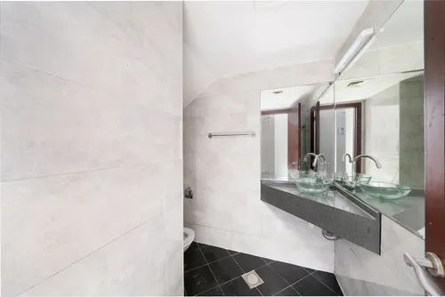 4 Bedrooms Townhouse in Artistic Villas