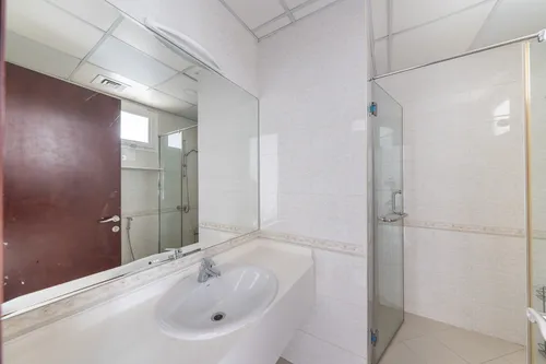 4 Bedrooms Townhouse in Artistic Villas