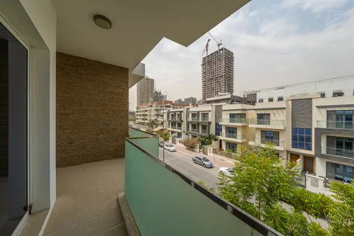 4 Bedrooms Townhouse in Artistic Villas