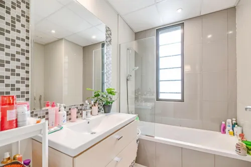 5 Bedrooms Townhouse in Zinnia