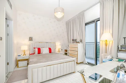 5 Bedrooms Townhouse in Zinnia