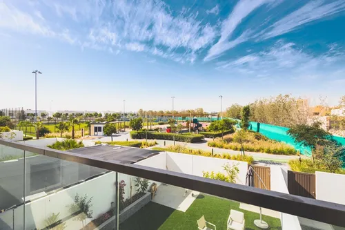 2 Bedrooms Townhouse in The Cedars