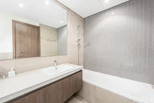 4 Bedrooms Townhouse in Elan
