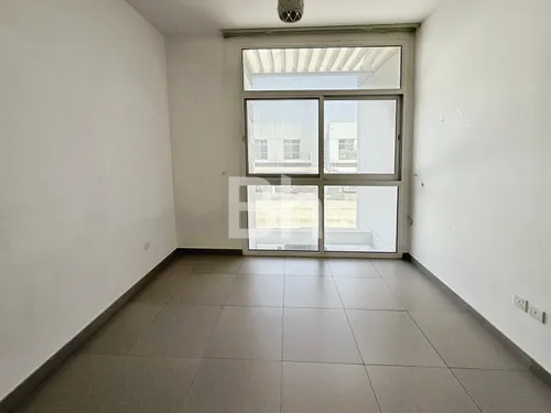 4 Bedrooms Townhouse in Arabella Townhouses 2