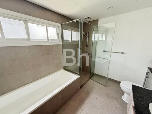 4 Bedrooms Townhouse in Arabella Townhouses 2