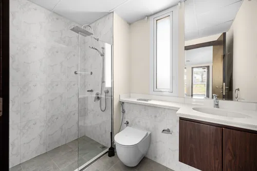 3 Bedrooms Townhouse in Arabella Townhouses 1