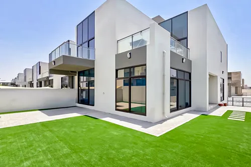 Corner Unit | Landscaped | Vacant July