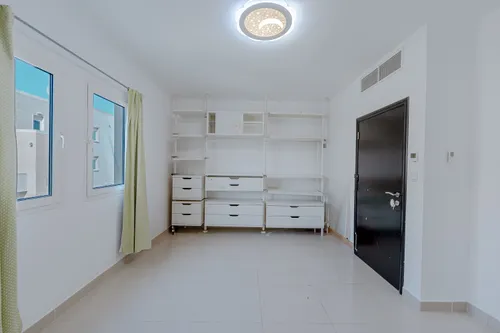 3 Bedrooms Townhouse in Desert Style