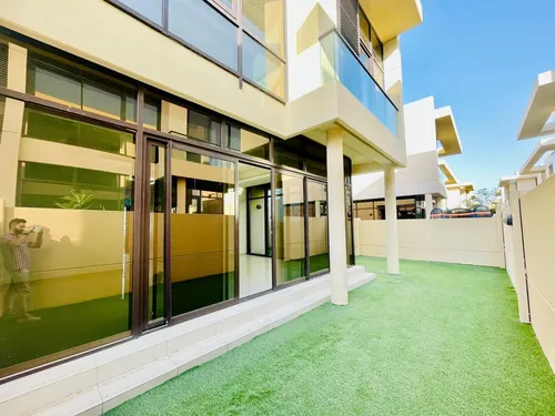 3 Bedrooms Townhouse in Trinity