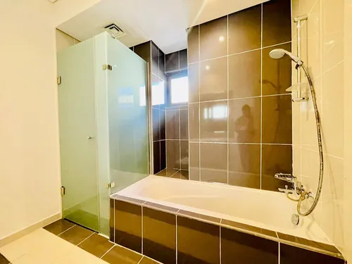 3 Bedrooms Townhouse in Trinity