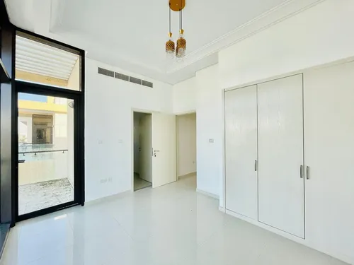 3 Bedrooms Townhouse in Trinity
