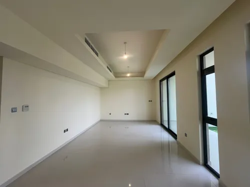 3 Bedrooms Townhouse in Zinnia