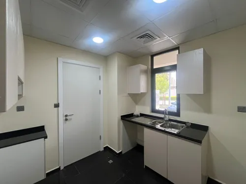 3 Bedrooms Townhouse in Zinnia