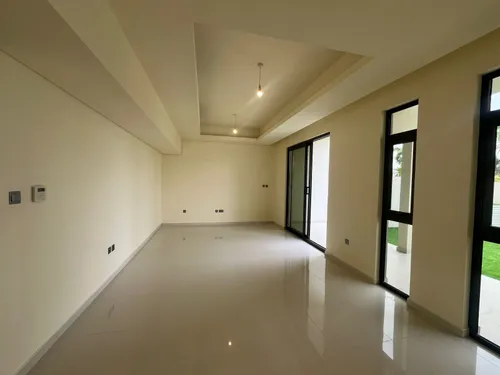 3 Bedrooms Townhouse in Zinnia