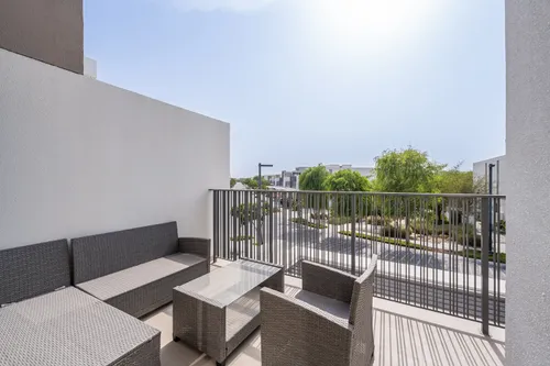 3 Bedrooms Townhouse in Elan