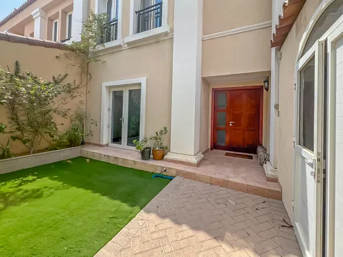 3 Bedrooms Villa in Green Community East