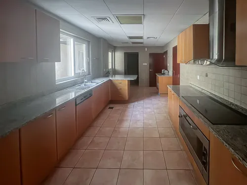 3 Bedrooms Villa in Green Community East
