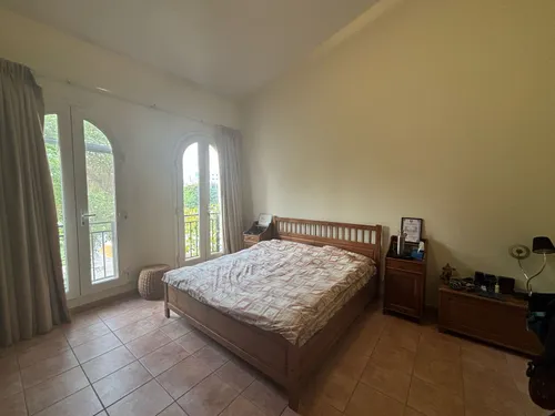 4 Bedrooms Townhouse in Green Community East