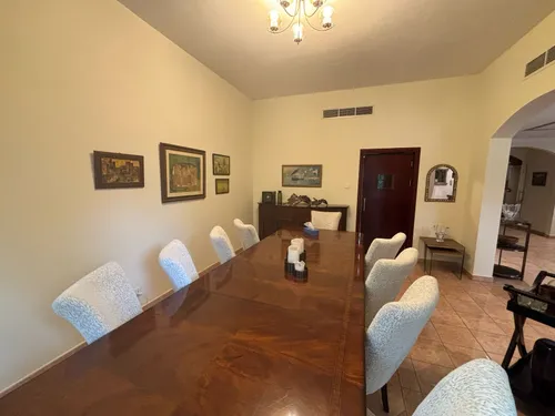 4 Bedrooms Townhouse in Green Community East