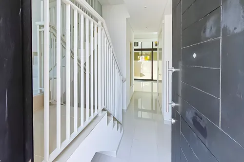 3 Bedrooms Townhouse in Trinity