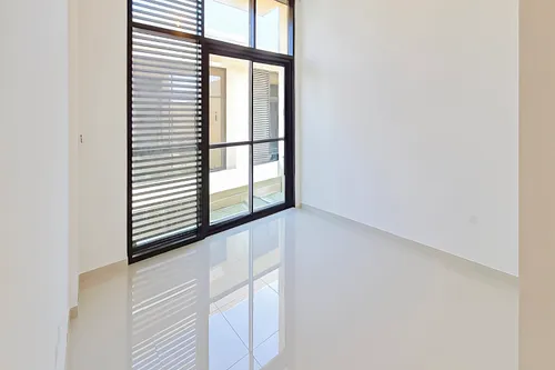 3 Bedrooms Townhouse in Trinity