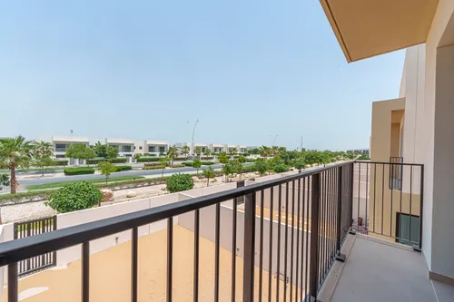 2 Bedrooms Townhouse in The Magnolias