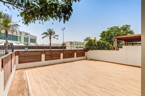 3 Bedrooms Townhouse in Quortaj