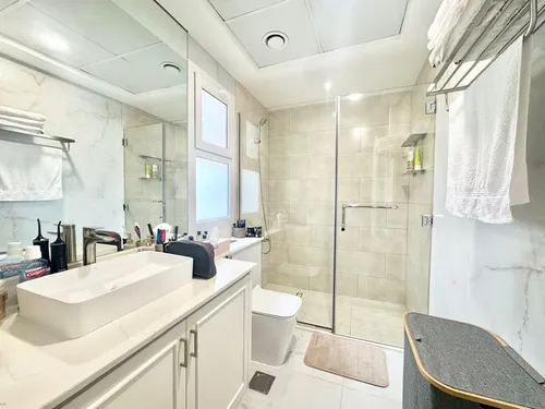 2 Bedrooms Townhouse in Bella Casa