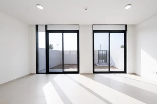 Exclusive | Single Row | Vacant | Spacious 3br